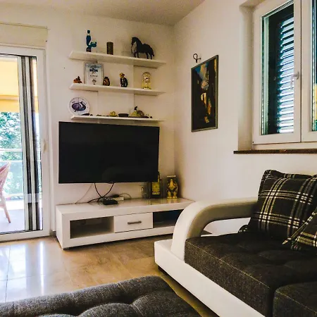 Villa Orka Omišalj Buitenkant foto