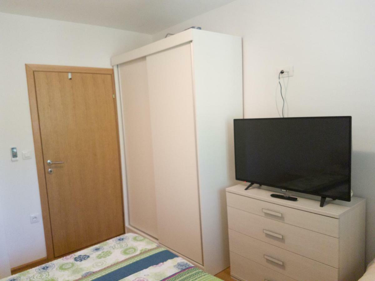 Apartment Orka *